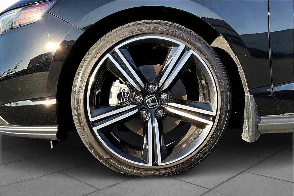 used 2024 Honda Accord Hybrid car, priced at $27,499