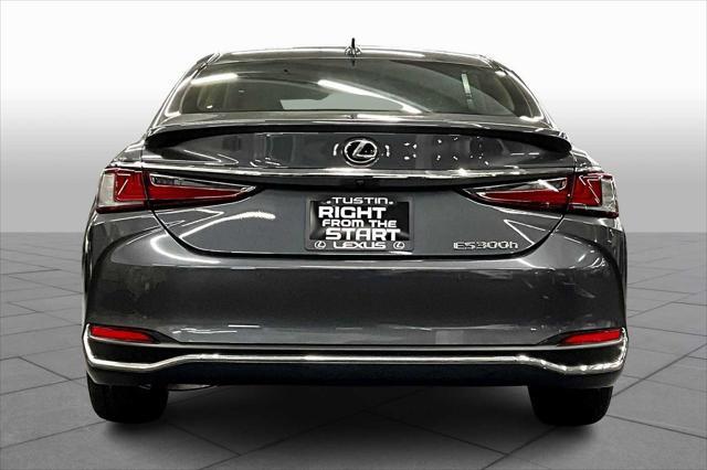 new 2025 Lexus ES 300h car, priced at $56,234