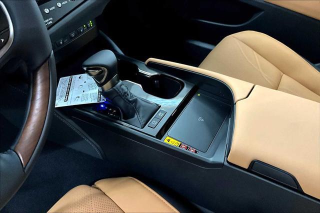 new 2025 Lexus ES 300h car, priced at $56,234