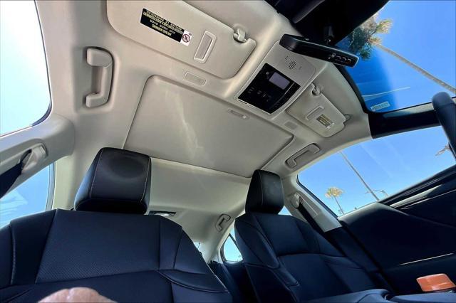 used 2021 Lexus ES 300h car, priced at $33,066