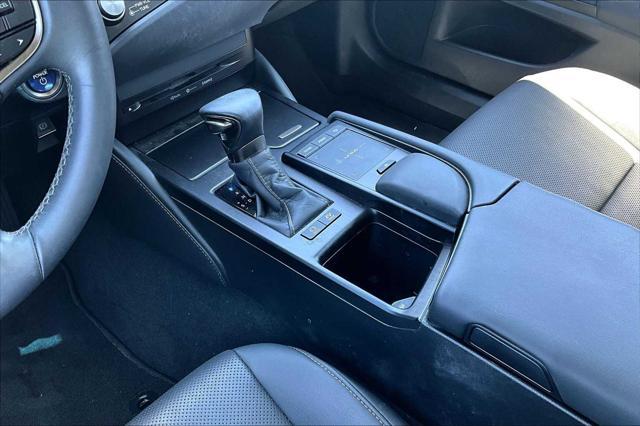used 2021 Lexus ES 300h car, priced at $33,066