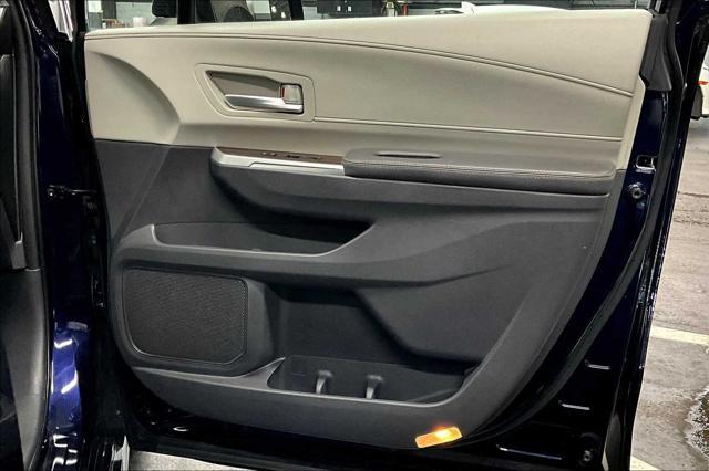 used 2022 Toyota Sienna car, priced at $36,270