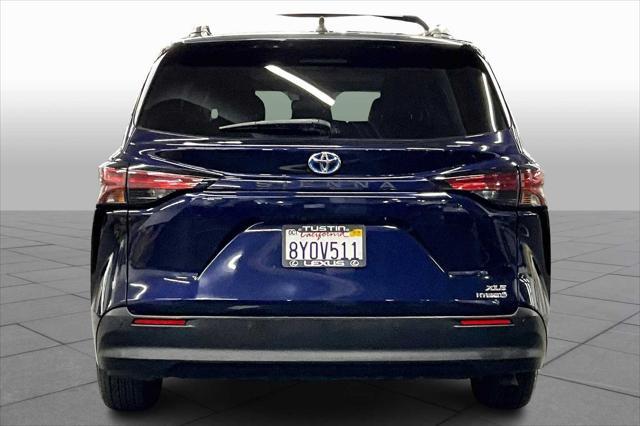 used 2022 Toyota Sienna car, priced at $36,270