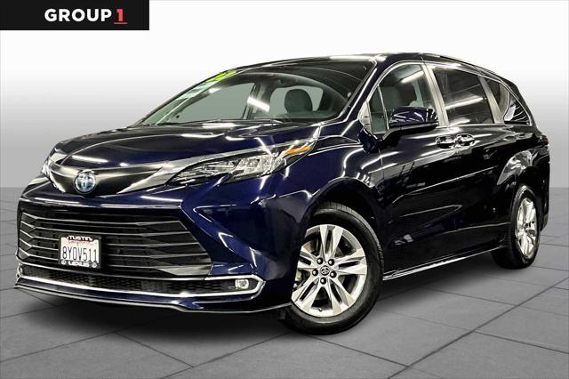 used 2022 Toyota Sienna car, priced at $36,370