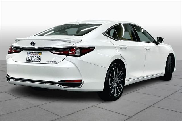 used 2022 Lexus ES 300h car, priced at $36,446