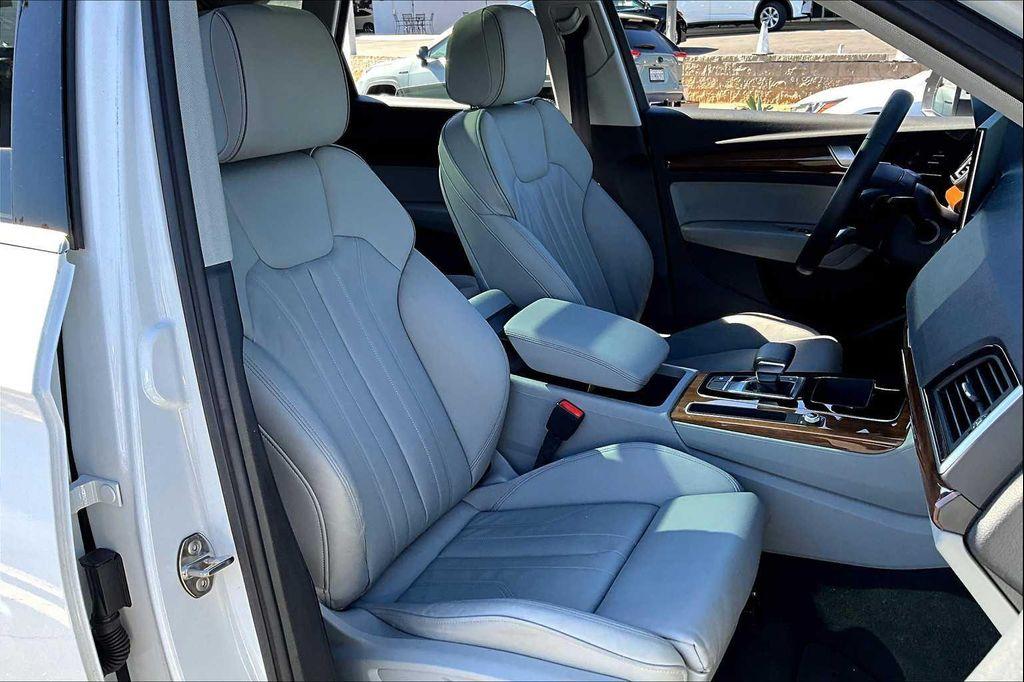 used 2024 Audi Q5 car, priced at $38,411