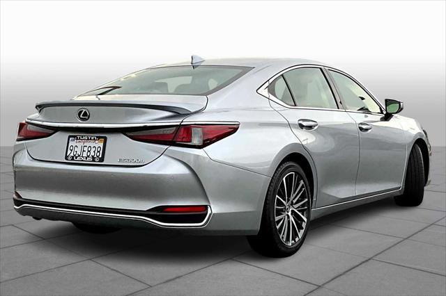 used 2023 Lexus ES 300h car, priced at $38,686