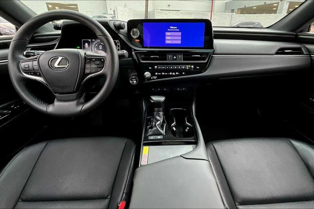 used 2023 Lexus ES 300h car, priced at $38,686