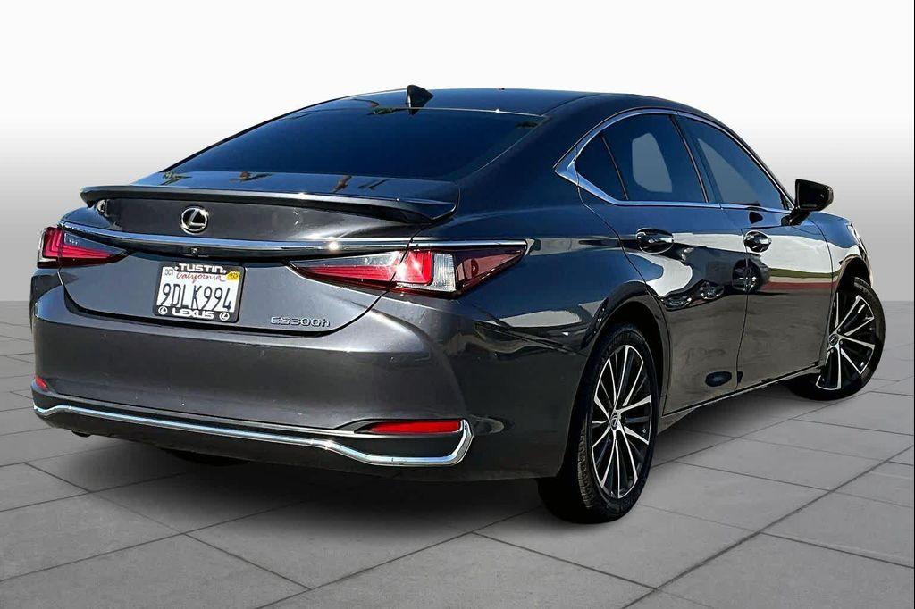 used 2023 Lexus ES 300h car, priced at $39,995