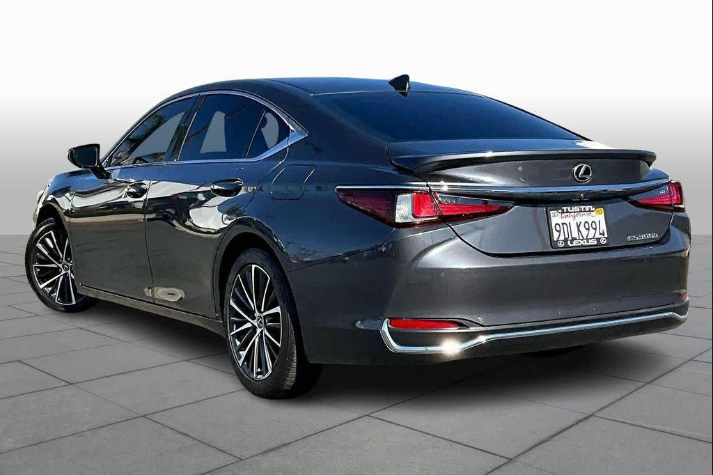 used 2023 Lexus ES 300h car, priced at $39,995