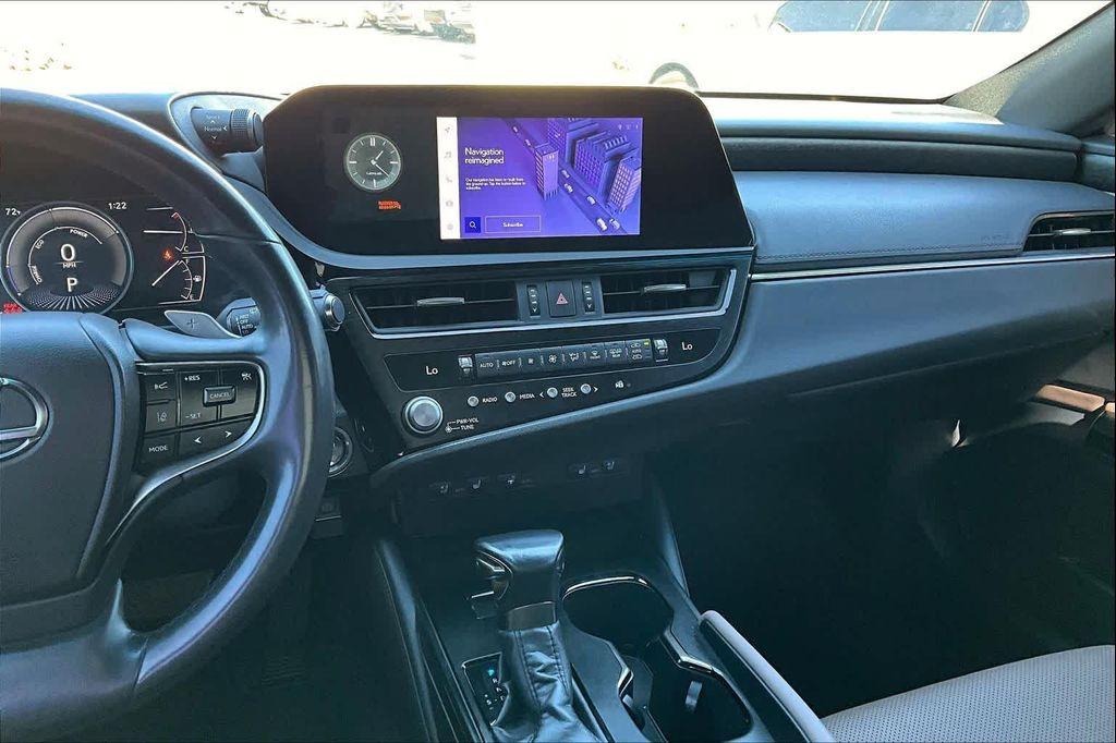 used 2023 Lexus ES 300h car, priced at $39,995