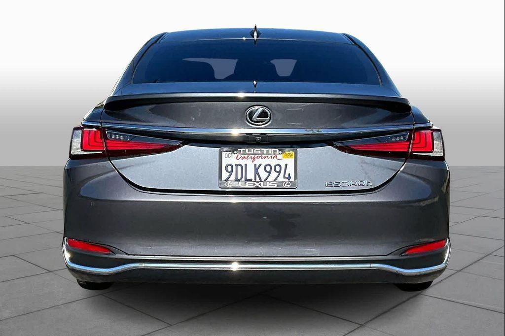 used 2023 Lexus ES 300h car, priced at $39,995