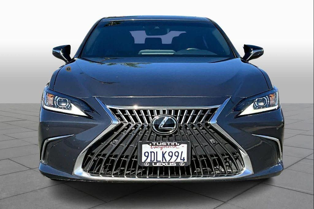 used 2023 Lexus ES 300h car, priced at $39,995