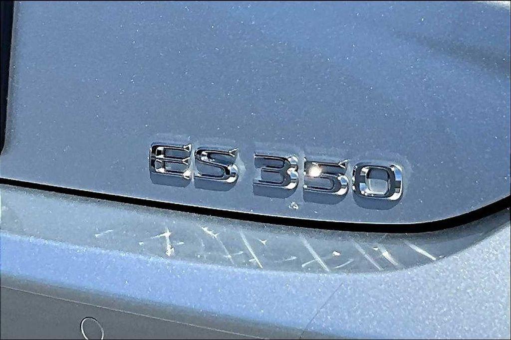 used 2022 Lexus ES 350 car, priced at $40,895
