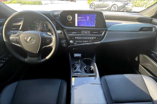 used 2025 Lexus ES 300h car, priced at $47,800