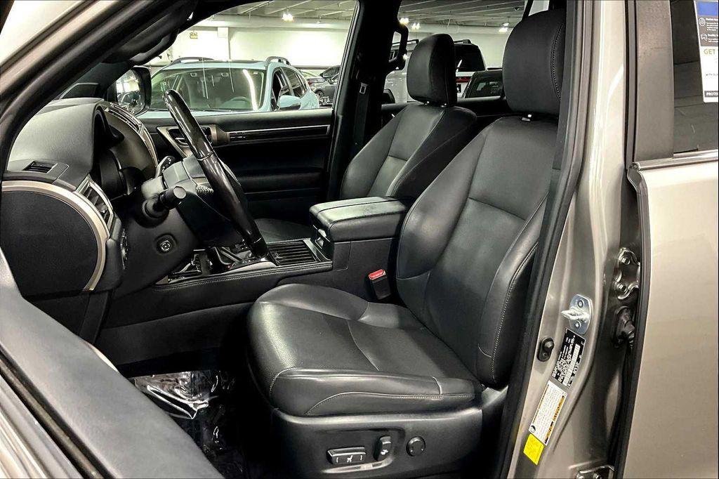 used 2020 Lexus GX 460 car, priced at $38,995