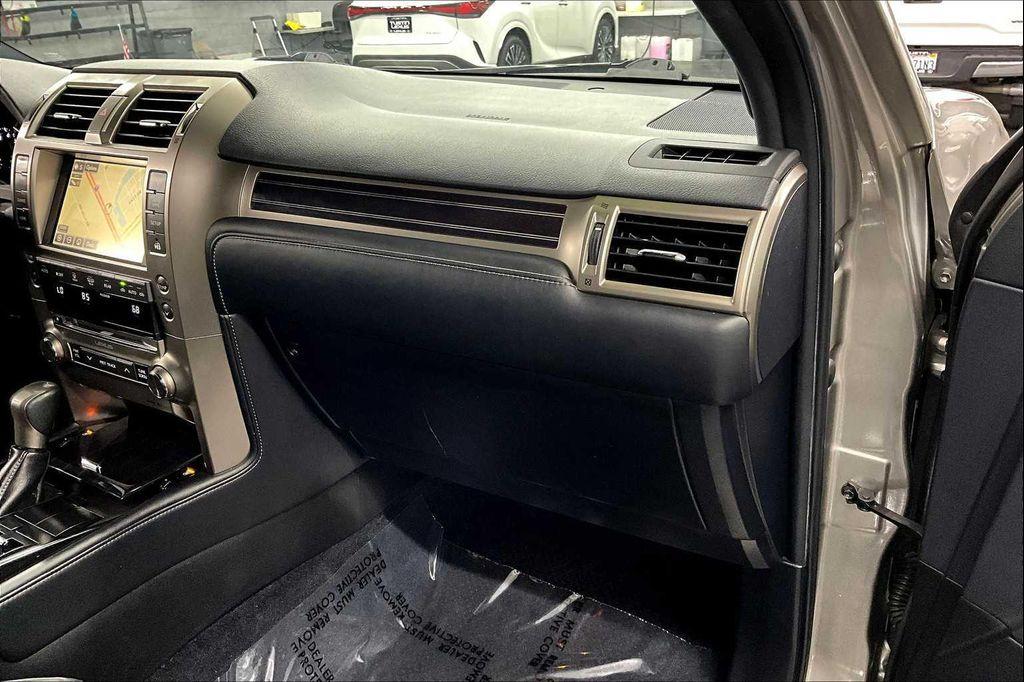 used 2020 Lexus GX 460 car, priced at $38,995