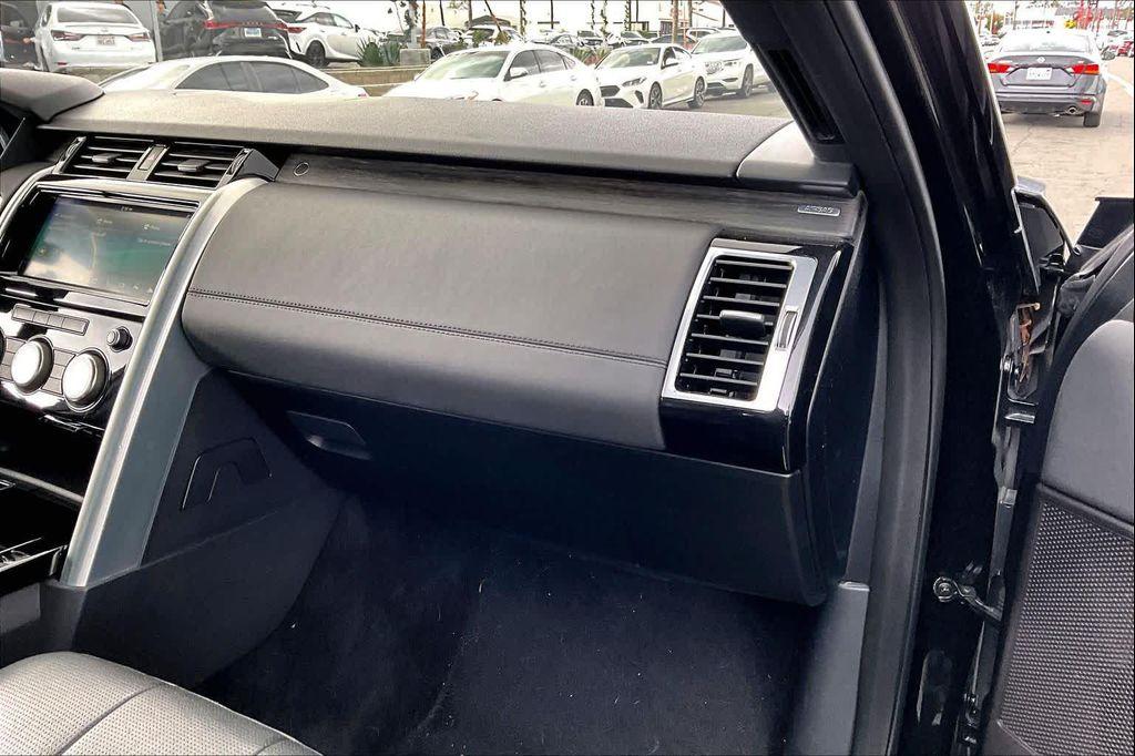 used 2017 Land Rover Discovery car, priced at $17,872