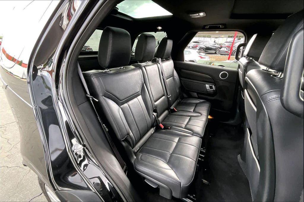 used 2017 Land Rover Discovery car, priced at $17,872