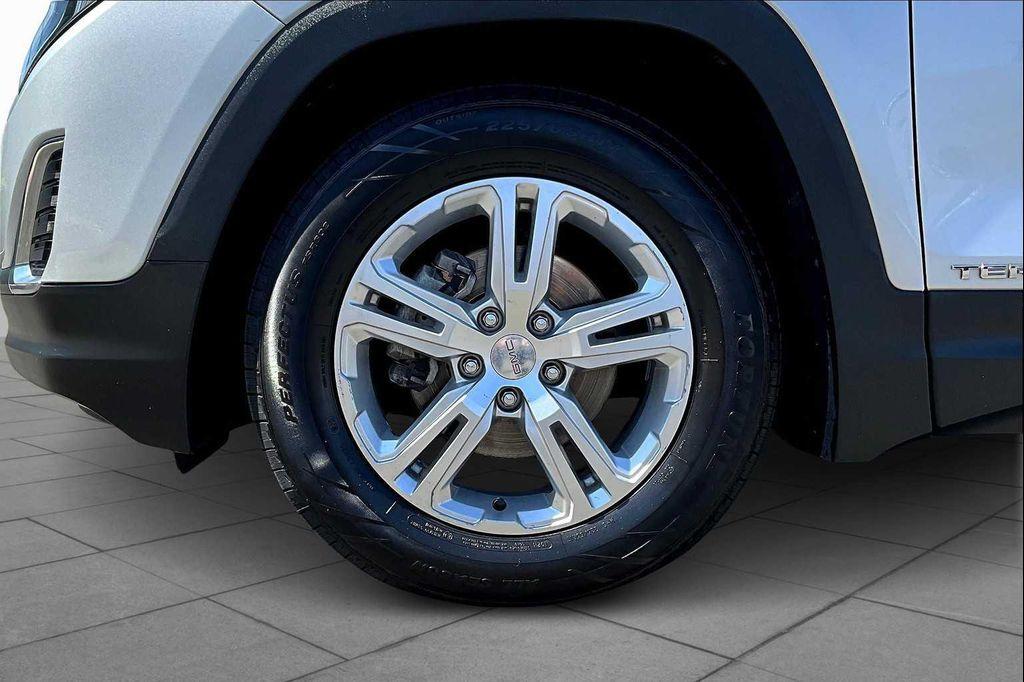 used 2018 GMC Terrain car, priced at $16,334