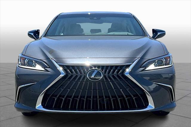new 2025 Lexus ES 300h car, priced at $47,853