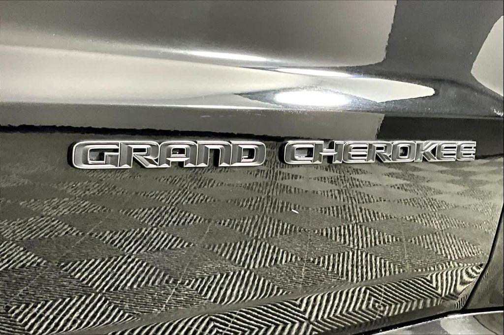 used 2019 Jeep Grand Cherokee car, priced at $24,351