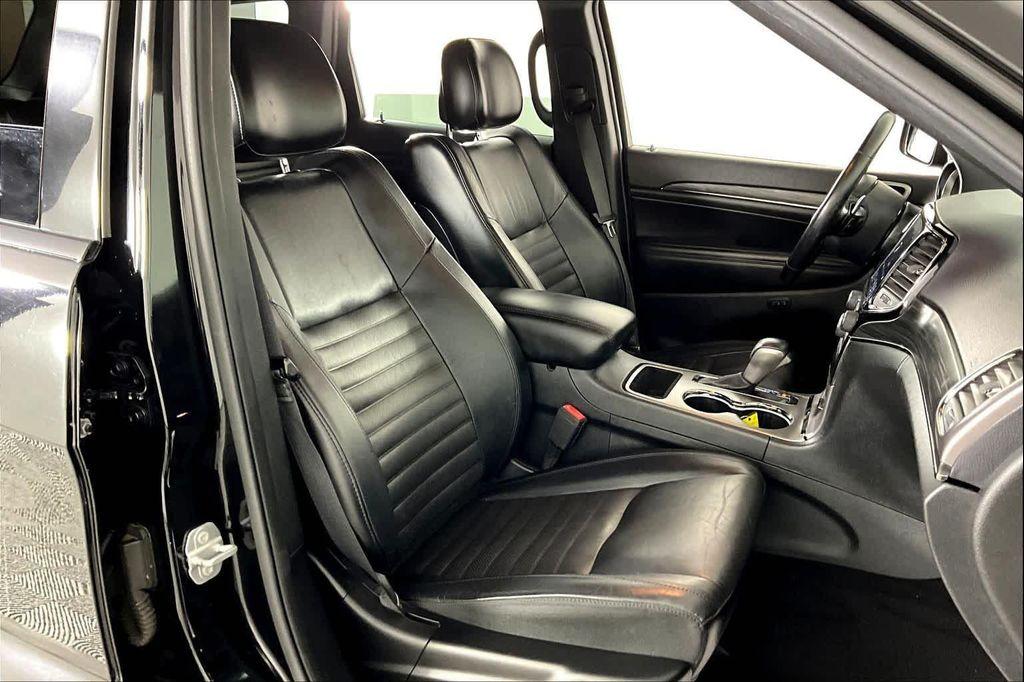 used 2019 Jeep Grand Cherokee car, priced at $24,351