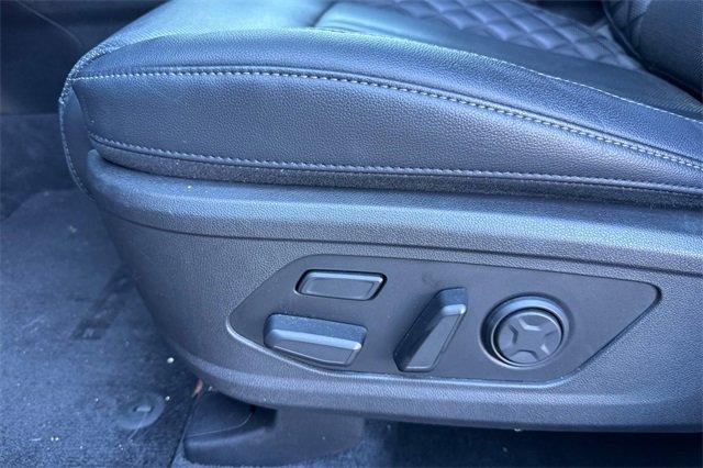 used 2022 Kia Sorento car, priced at $31,000