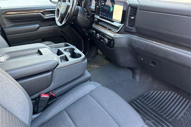 used 2024 Chevrolet Silverado 2500 car