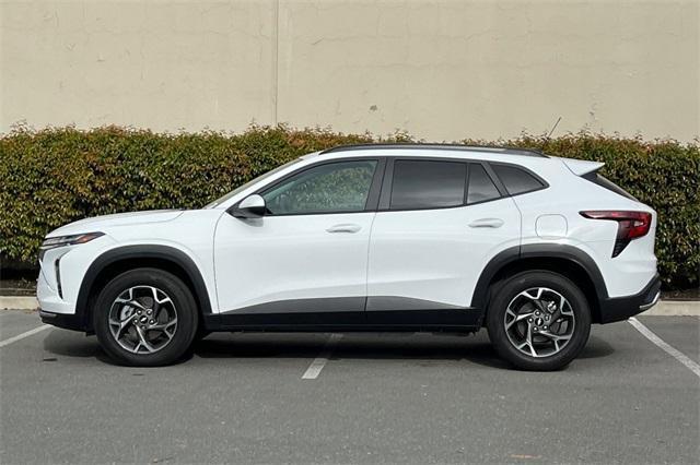 used 2025 Chevrolet Trax car, priced at $23,800