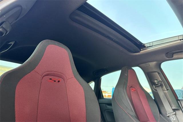 used 2022 Honda Civic Si car, priced at $29,900