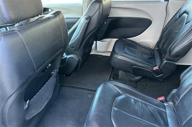 used 2022 Chrysler Pacifica car, priced at $20,000