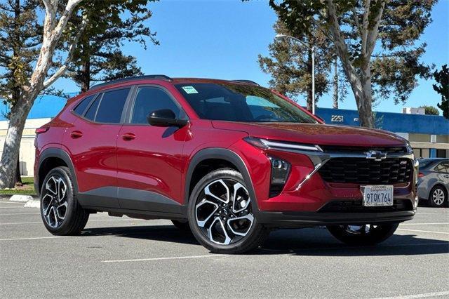 used 2025 Chevrolet Trax car, priced at $23,999