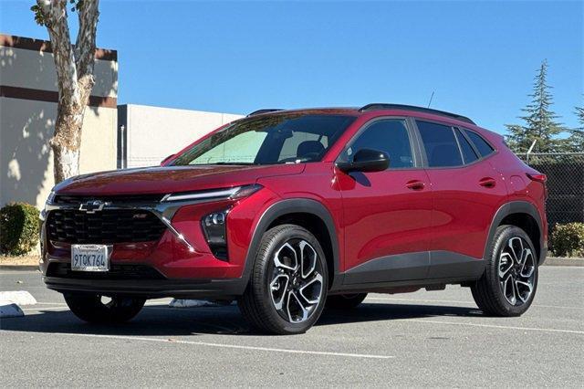 used 2025 Chevrolet Trax car, priced at $23,999