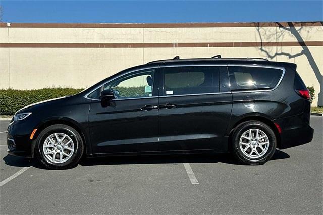 used 2022 Chrysler Pacifica car, priced at $20,807