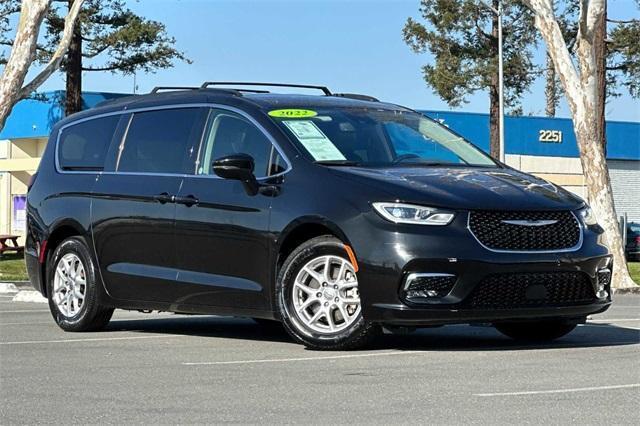 used 2022 Chrysler Pacifica car, priced at $20,807