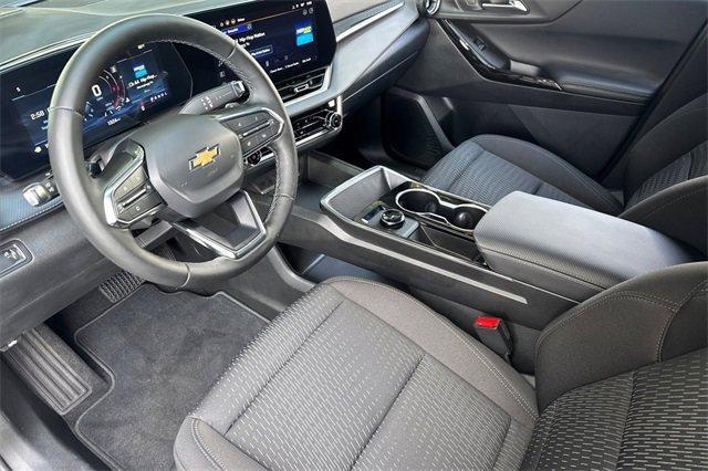 used 2026 Chevrolet Equinox car, priced at $27,500