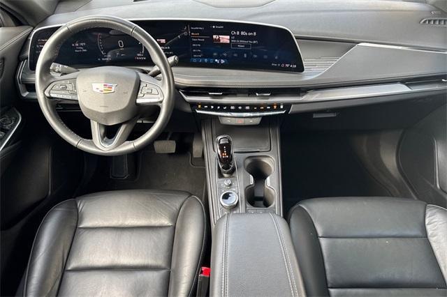 used 2024 Cadillac XT4 car, priced at $33,000