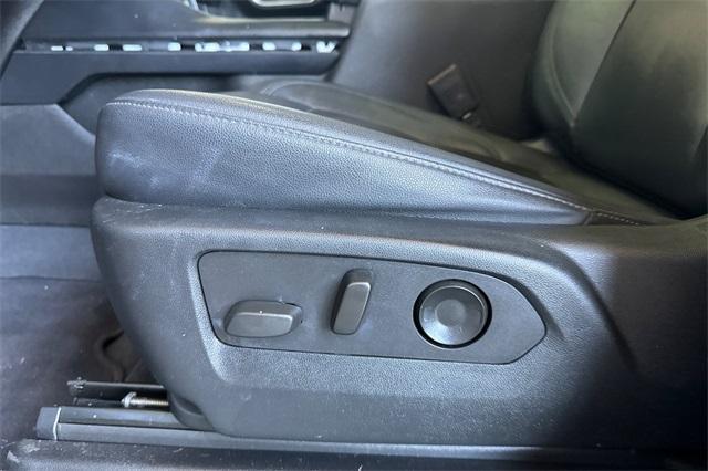 used 2021 Chevrolet Suburban car, priced at $43,900