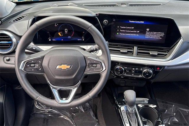 used 2025 Chevrolet Trax car