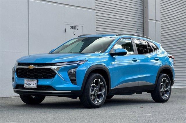 used 2025 Chevrolet Trax car