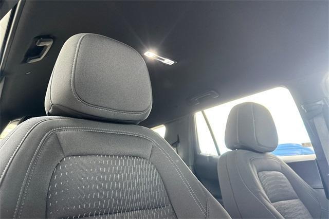 used 2025 Chevrolet Equinox car, priced at $27,000