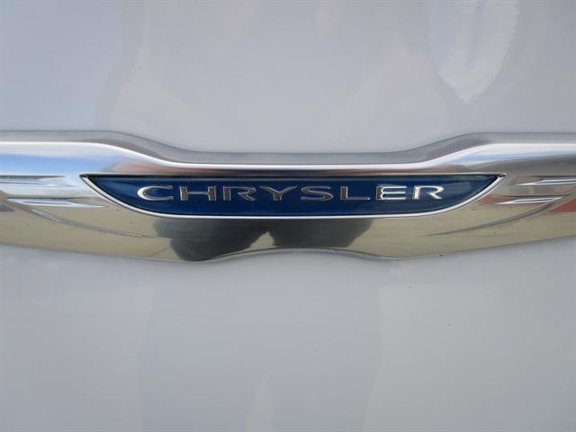 used 2018 Chrysler 300 car, priced at $19,990