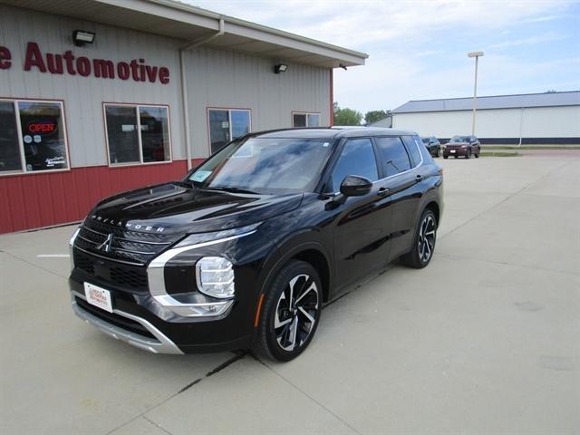 used 2022 Mitsubishi Outlander car, priced at $27,490