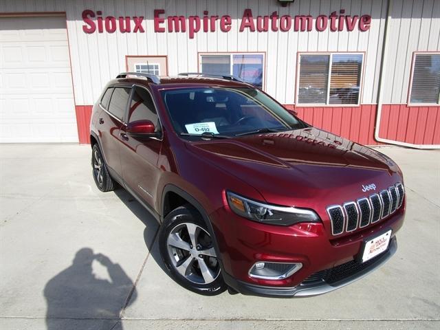 used 2020 Jeep Cherokee car, priced at $24,399