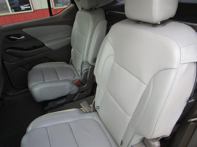 used 2020 Chevrolet Traverse car, priced at $21,990