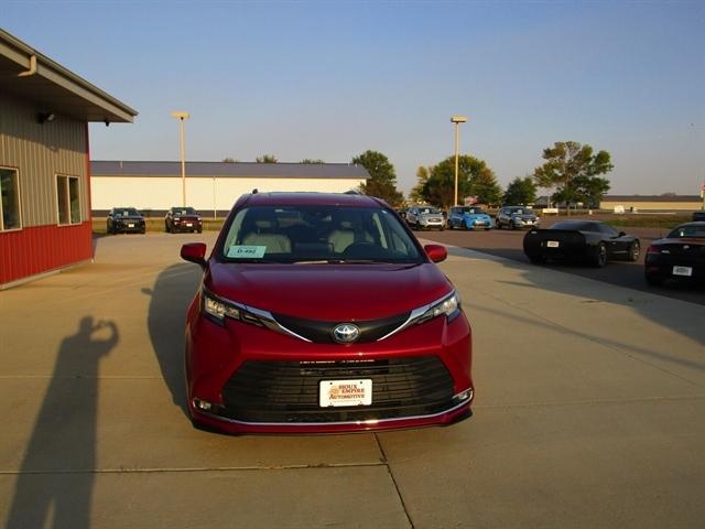 used 2022 Toyota Sienna car, priced at $48,990