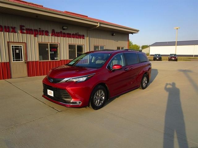 used 2022 Toyota Sienna car, priced at $48,990