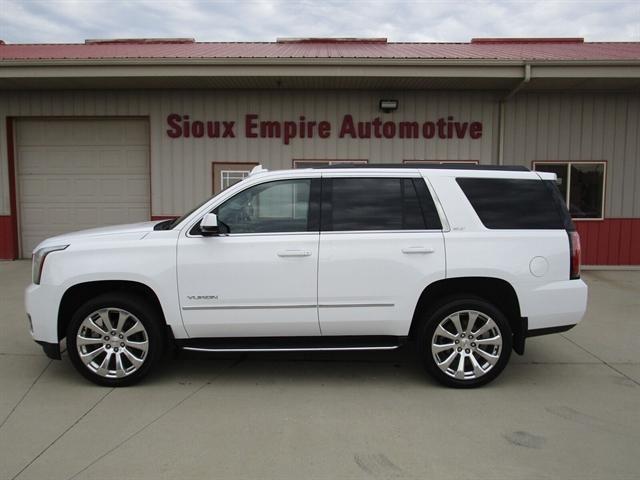 used 2019 GMC Yukon car, priced at $30,990