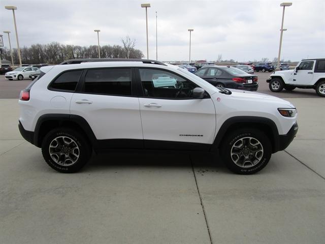 used 2020 Jeep Cherokee car, priced at $26,990